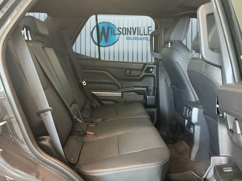 Used 2025 Toyota 4Runner TRD Off-Road Premium image 7