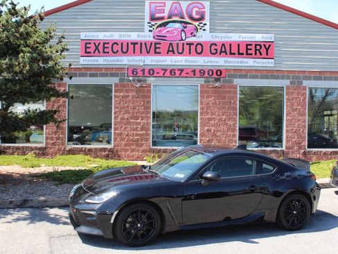 Used 2023 Toyota GR86 Premium RWD image 1