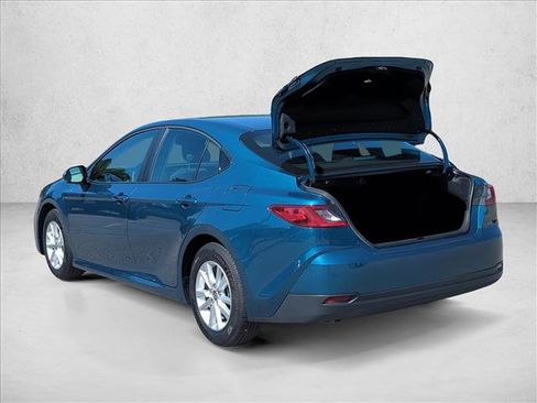 Used 2026 Toyota Camry LE FWD image 7