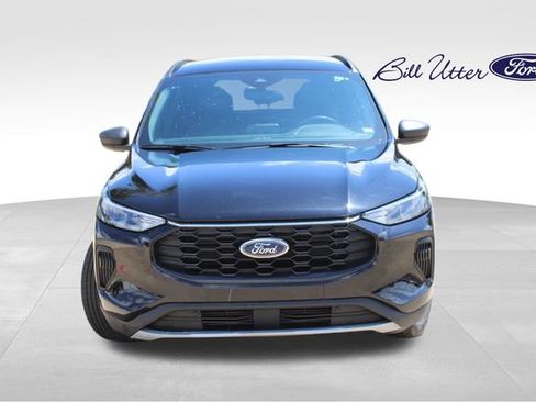 Used 2025 Ford Escape ST-Line FWD image 2