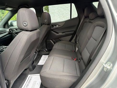 Used 2026 Chevrolet Equinox LT AWD/4WD image 13