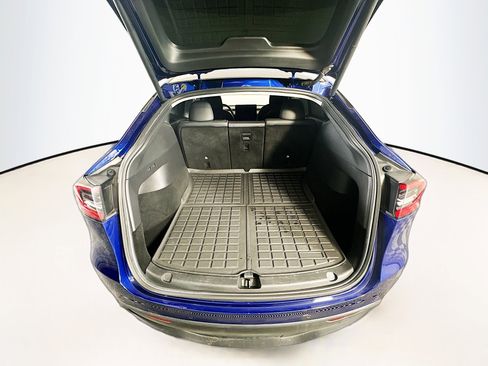 Used 2021 Tesla Model Y 2WD image 30