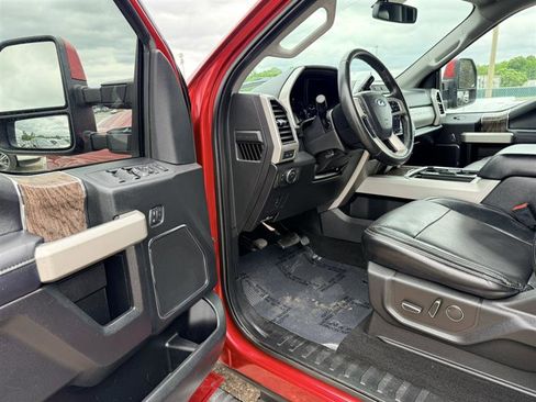 Used 2019 Ford F250 Lariat w/ Lariat Value Package AWD/4WD image 26