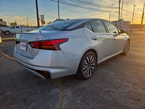 Used 2023 Nissan Altima 2.5 SV image 8