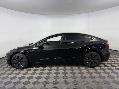 Used 2025 Tesla Model 3 Long Range RWD image 9