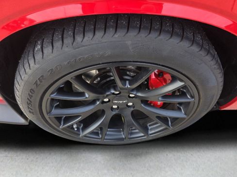 Used 2016 Dodge Challenger SRT Hellcat image 32