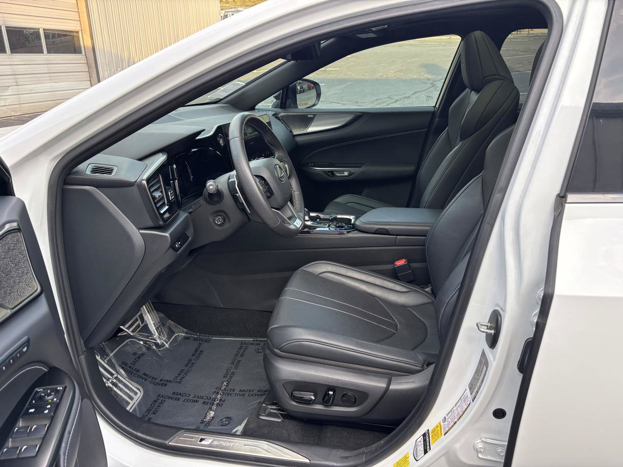Used 2024 Lexus NX 350 F Sport AWD/4WD image 4
