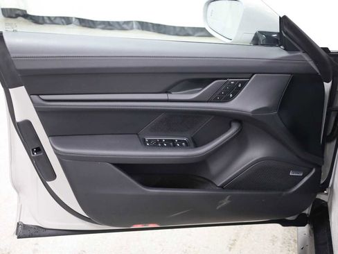 New 2026 Porsche Taycan GTS image 16