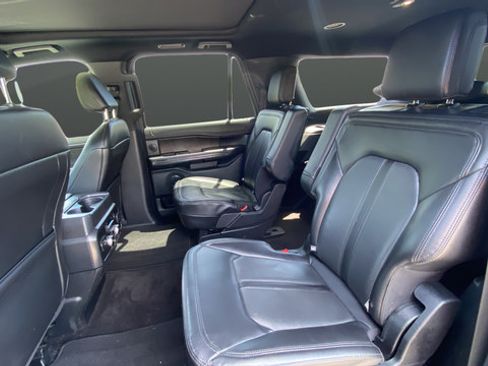 Used 2021 Ford Expedition Max Limited AWD/4WD image 24