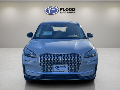 Used 2024 Lincoln Corsair AWD w/ Equipment Group 101A image 2