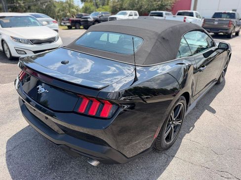 Used 2024 Ford Mustang Premium RWD image 8