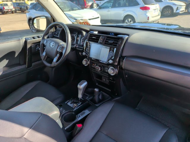 Certified 2023 Toyota 4Runner TRD Off-Road Premium w/ Off Road Premium Plus Package AWD/4WD image 32