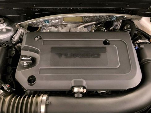 Used 2025 Buick Envision Sport Touring AWD/4WD image 30