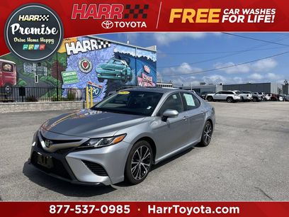 Used 2020 Toyota Camry SE w/ Convenience Package