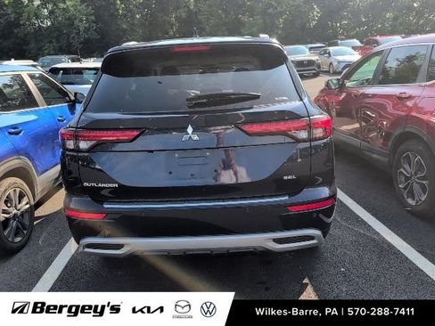 Used 2023 Mitsubishi Outlander SEL AWD/4WD image 10