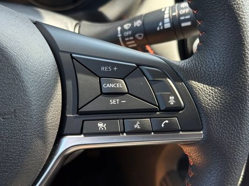 Used 2024 Nissan Kicks SR FWD image 28