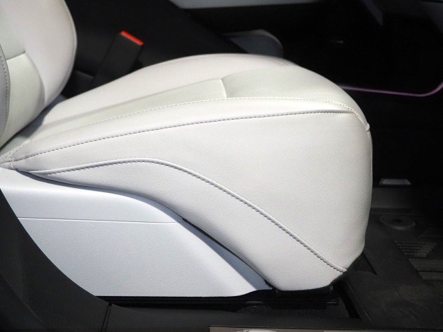 Used 2024 Cadillac Lyriq AWD Luxury w/ LPO, Floor Liner Package image 67