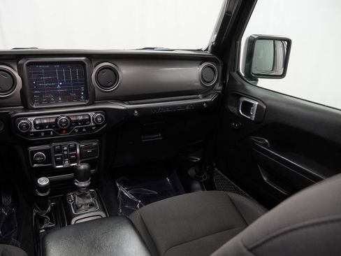 Certified 2021 Jeep Wrangler Unlimited Sport image 29