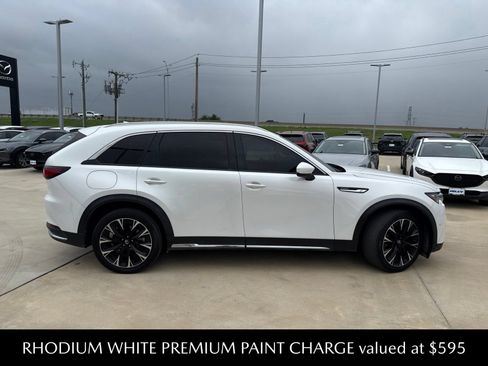 Used 2024 MAZDA CX-90 Plug-In Hybrid w/ Premium Pkg AWD/4WD image 3