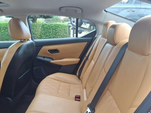 Used 2024 Nissan Sentra SV w/ SV Premium Package FWD image 7