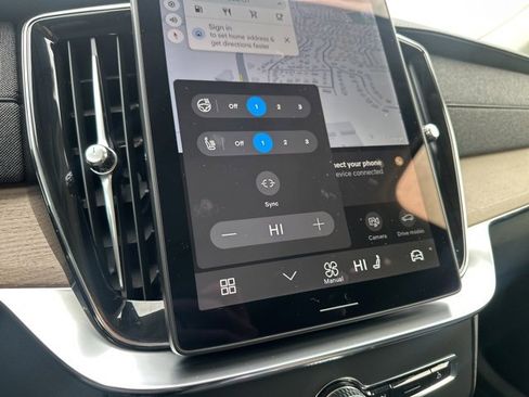 Certified 2025 Volvo XC90 B5 Plus image 31