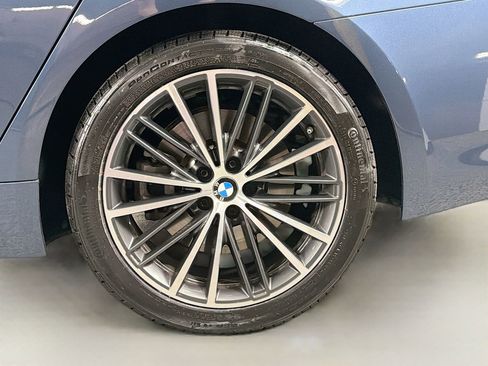 Certified 2023 BMW 540i w/ Premium Package image 31
