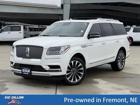 Used 2021 Lincoln Navigator Reserve w/ Luxury Package AWD/4WD image 1