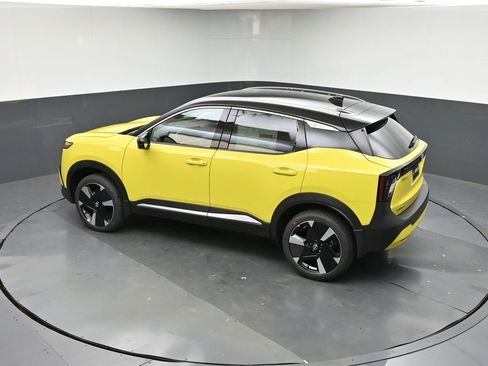 New 2026 Nissan Kicks SR image 32