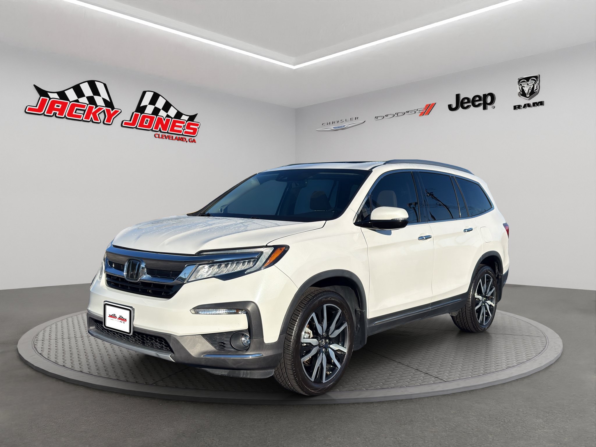 Used 2022 Honda Pilot Elite image 2
