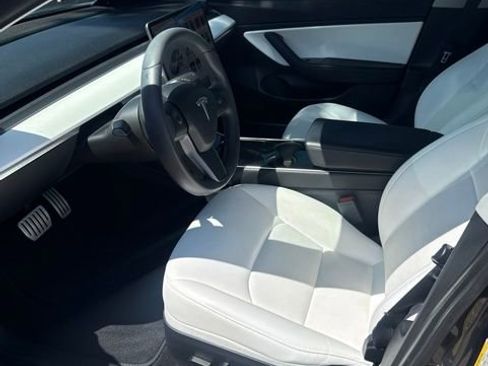 Used 2020 Tesla Model 3 Performance AWD/4WD image 8