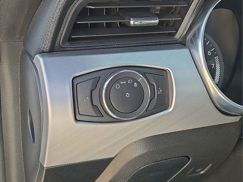 Used 2023 Ford Mustang Premium image 21