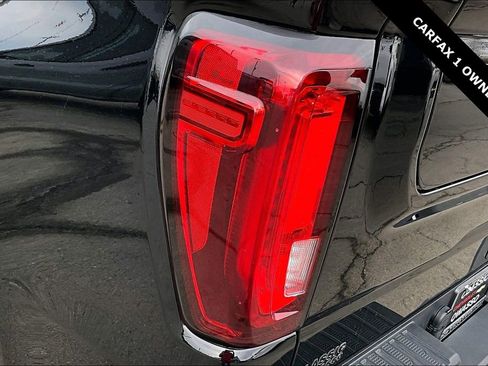 Used 2025 GMC Sierra 1500 SLT image 23