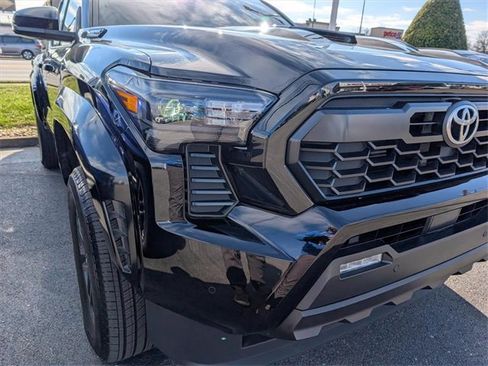 Used 2025 Toyota Tacoma TRD Sport image 20