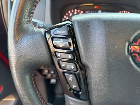 Used 2024 Nissan Frontier PRO-4X w/ Technology Package image 20