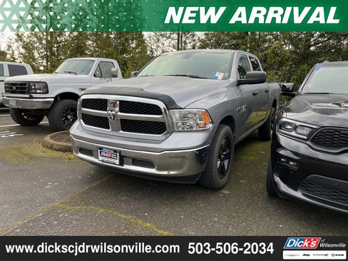 Used 2023 RAM 1500 Classic SLT image 6