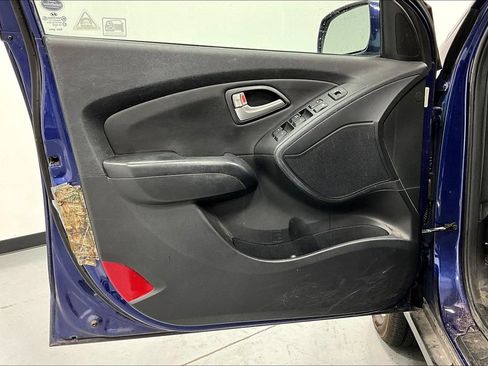 Used 2012 Hyundai Tucson GLS image 20