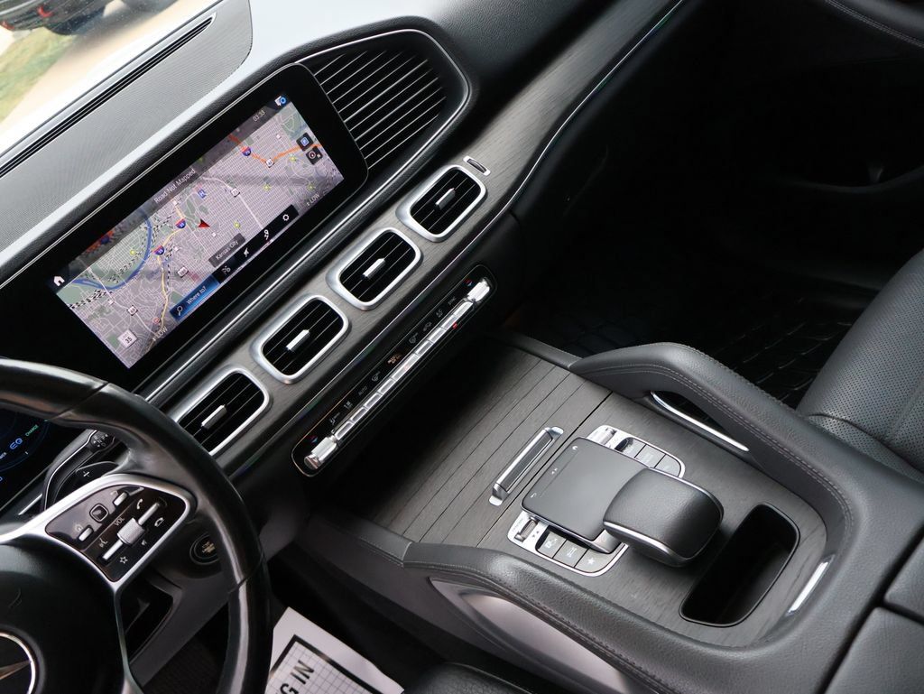 Used 2020 Mercedes-Benz GLE 450 4MATIC image 25