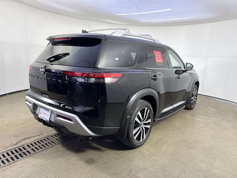 Certified 2023 Nissan Pathfinder Platinum w/ Lighting Package (N93) image 37