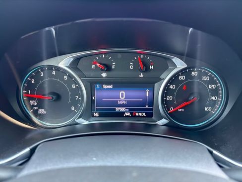 Used 2020 Chevrolet Equinox LT FWD image 11
