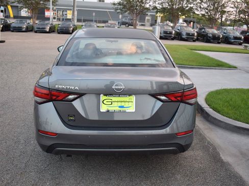 Used 2025 Nissan Sentra S FWD image 6
