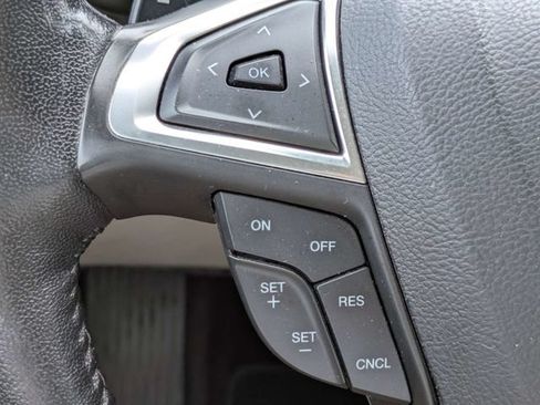 Certified 2017 Ford Fusion SE w/ Fusion SE Technology Package FWD image 23