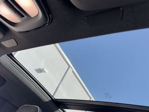 Certified 2023 Volvo XC40 Recharge Ultimate image 15