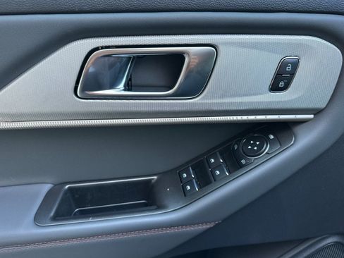 New 2026 Ford Explorer Active RWD image 12