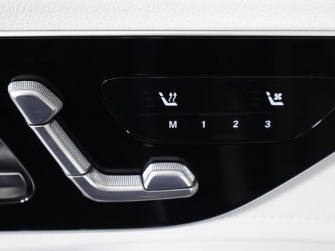 Used 2023 Mercedes-Benz EQE 350+ 4MATIC SUV w/ Exclusive Trim Package image 37
