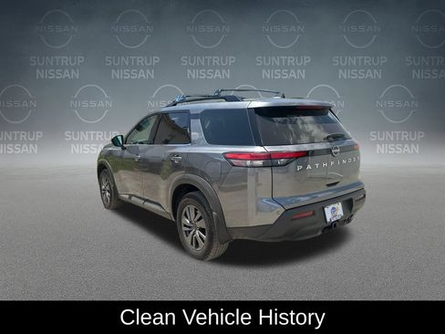 Used 2025 Nissan Pathfinder SV w/ SV Premium Package FWD image 4