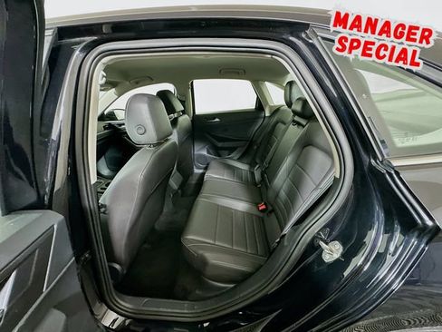 Used 2024 Volkswagen Jetta SE FWD image 21