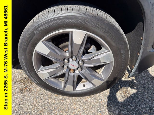 Used 2017 GMC Acadia SLT AWD/4WD image 8