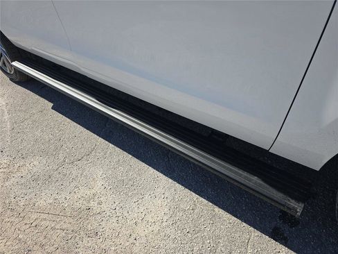 New 2026 Lincoln Navigator L Reserve AWD/4WD image 30