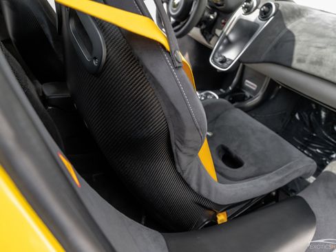 Used 2018 McLaren 570S Coupe image 29