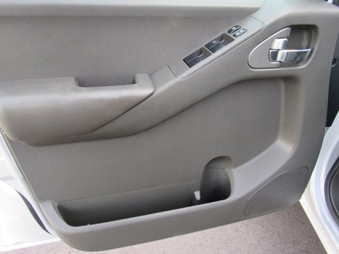 Used 2012 Suzuki Equator Sport AWD/4WD image 11